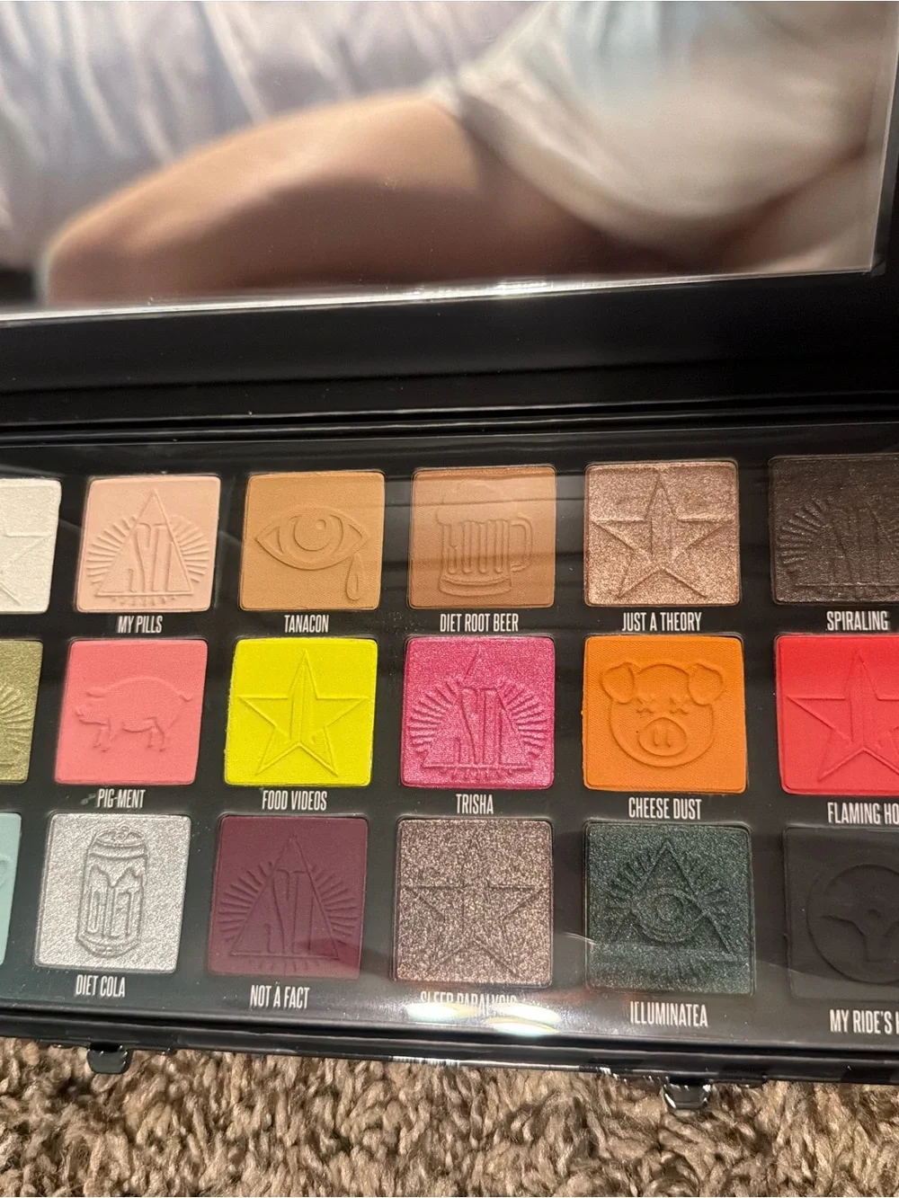 Jeffree Star Conspiracy Eyeshadow Palette - Black, White, Gold